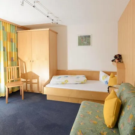 Haus Furka 3*